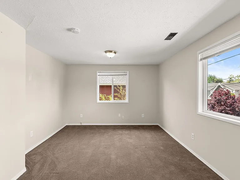 7110 SE Cora St — Photo 16