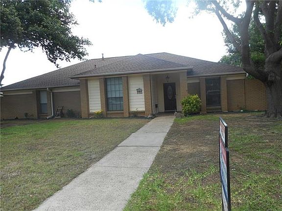 2nd image of 206 Ferndale Dr