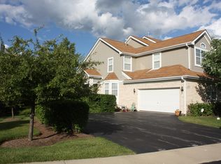 1273 Leonard Dr, Schaumburg, IL 60193