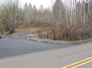 318 Martins Bluff Rd, Kalama, WA 98625