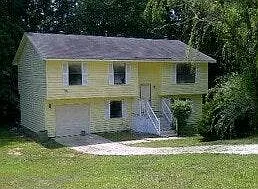 435 Park Ridge Cir — Photo 1