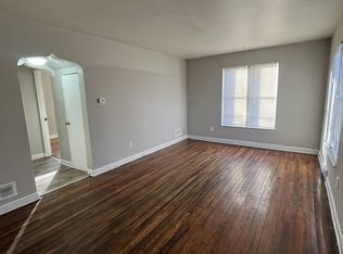 535 Taney Pl, Gary, IN 46404