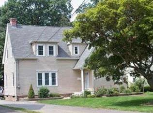 130 Riverview Ave, Longmeadow, MA 01106