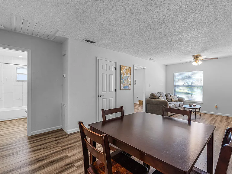 206 Nob Hill Cir #104 — Photo 11