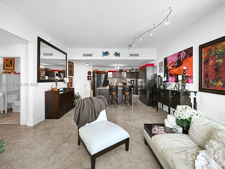 1900 N Bayshore Dr #5103 — Photo 7
