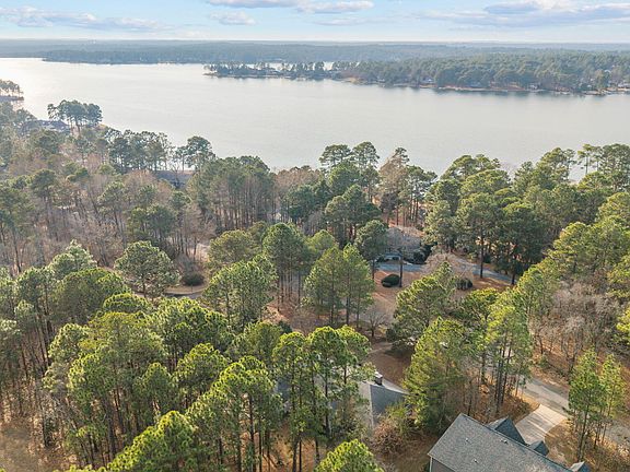 4th image of 119 Otter Dr