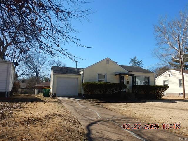 1st image of 1120 Grenshaw Dr