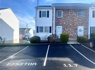 117 Scenery Ln, Johnston, RI 02919