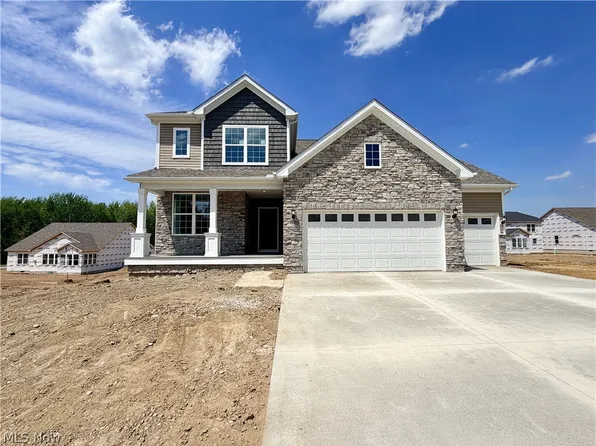 8010 Echo Hill Manor Dr, Mentor, OH 44060
