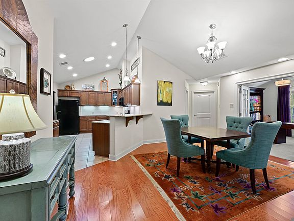 5th image of 7111 Village Maison Ct Unit 72