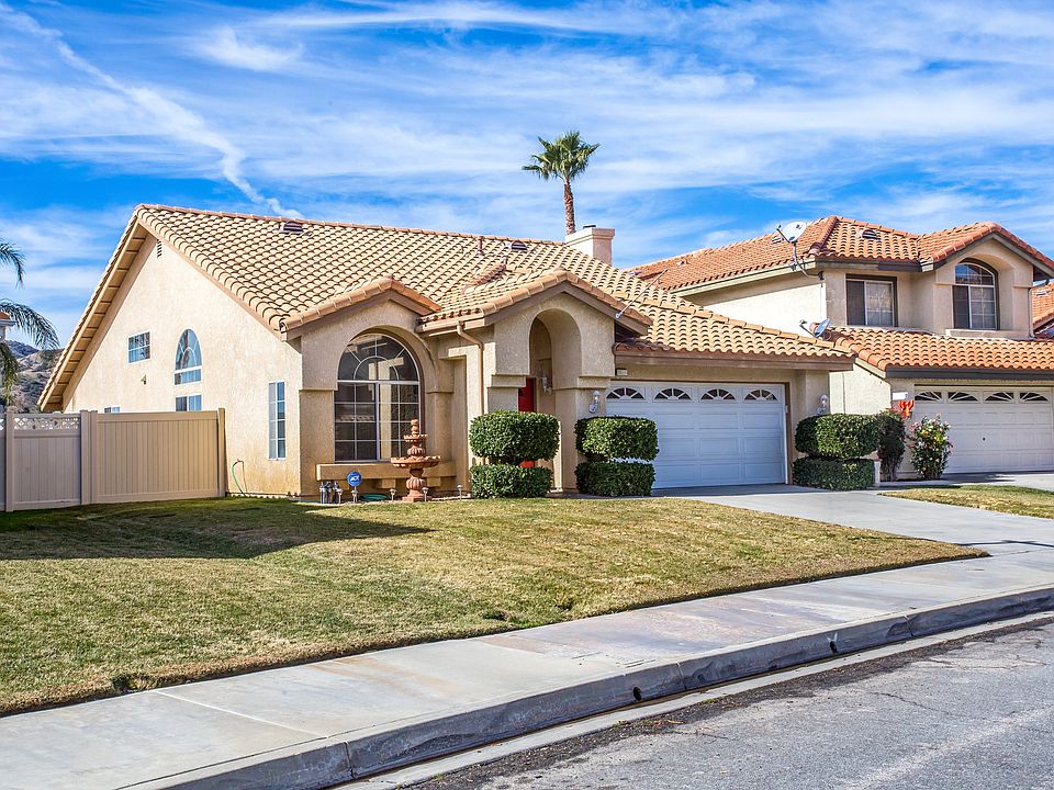 1st image of 34972 Willow Springs Dr