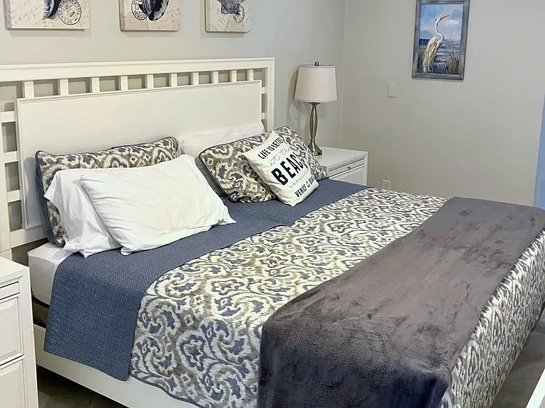 100 Avenue Des Pasque S #9 — Photo 16