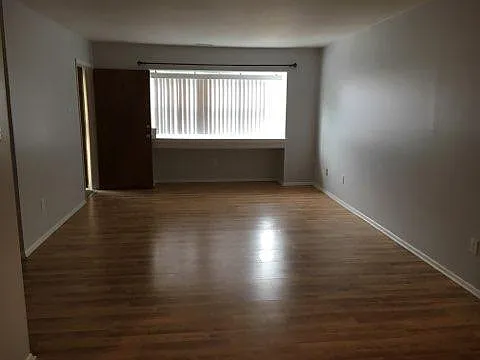 2437 Tremont St — Photo 2
