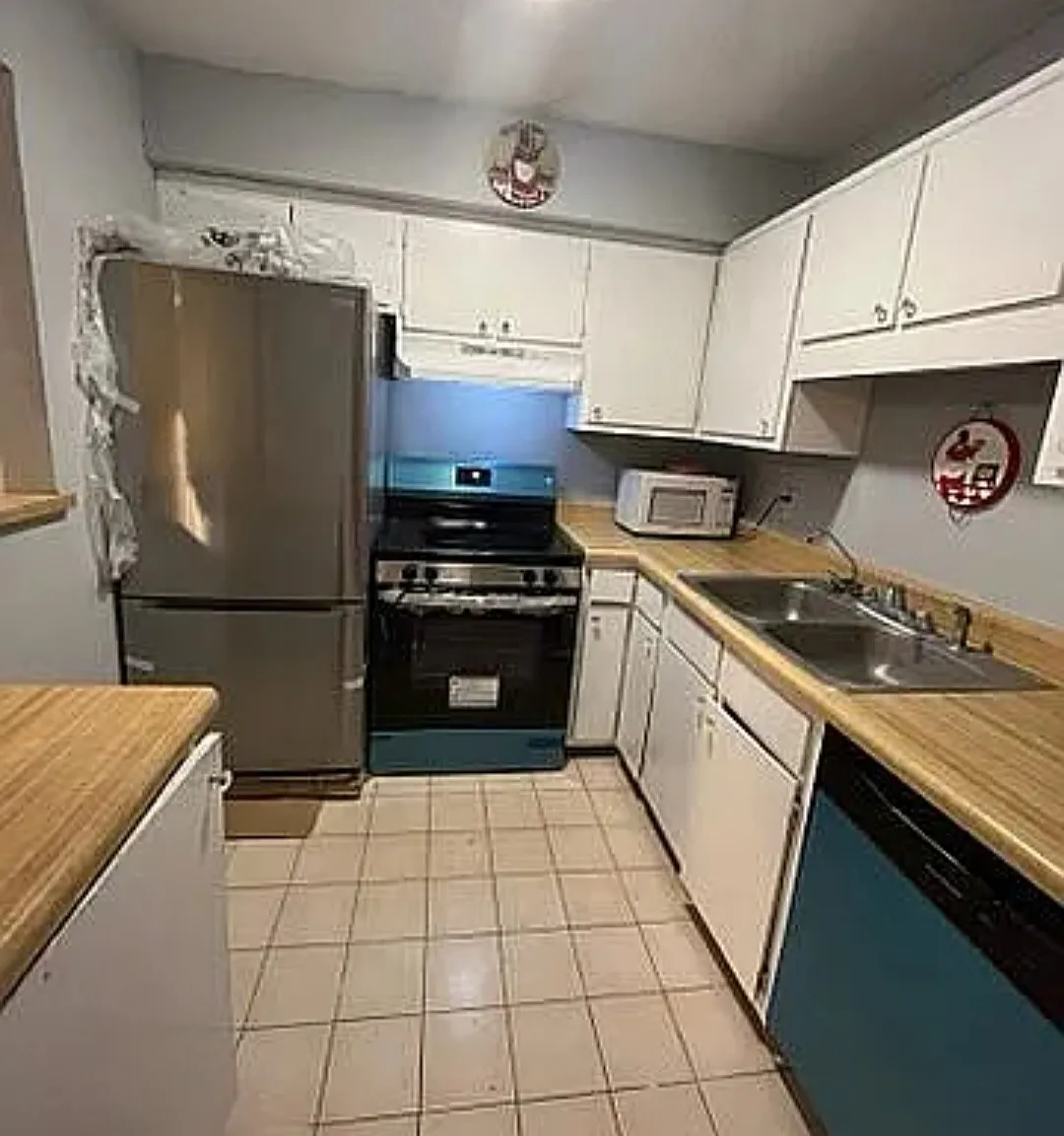 3 bed, 1600 sqft, $1,700 — Photo 4