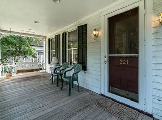 221 Christian Ave, Stony Brook, NY