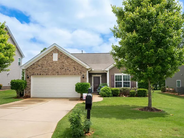 175 Castleton Cir, Boiling Springs, SC 29316