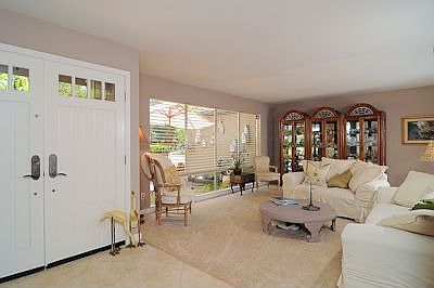 4th image of 4901 Arboleda Dr