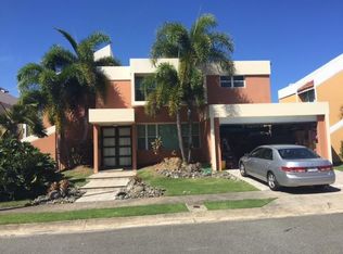 319 Calle Delfin, Dorado, PR 00646