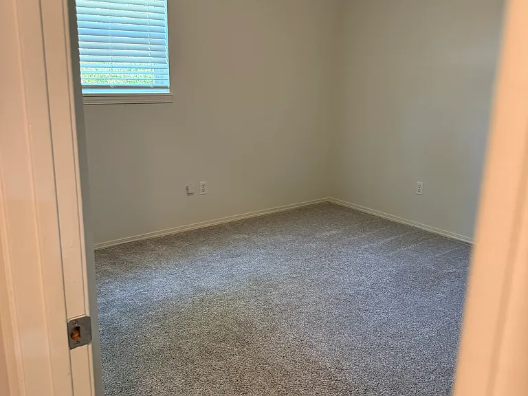 18520 Ridge Rd — Photo 15