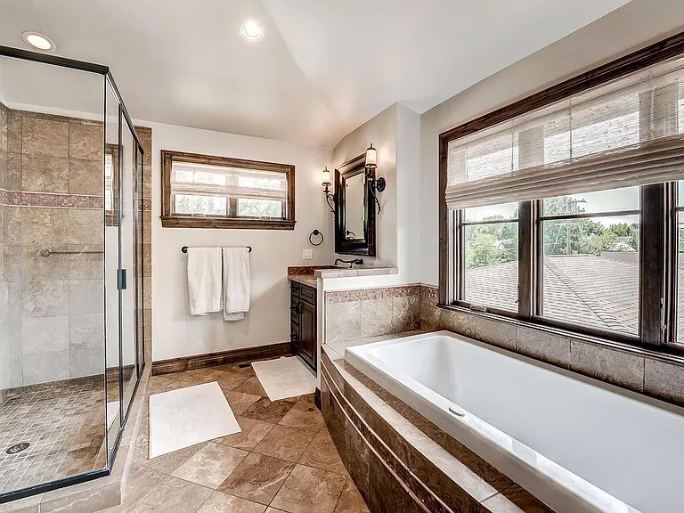 522 Garfield St — Photo 11