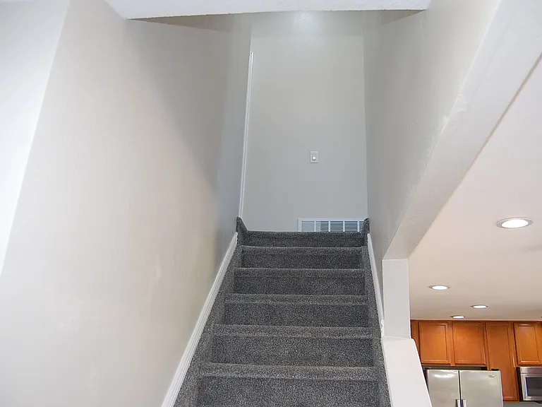12655 Elm St — Photo 10