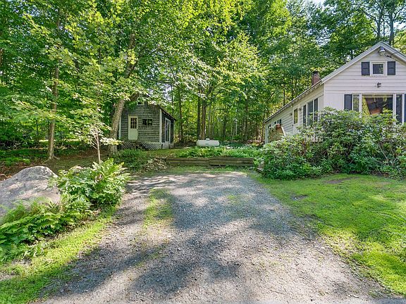 4th image of 247 Lake View Drive