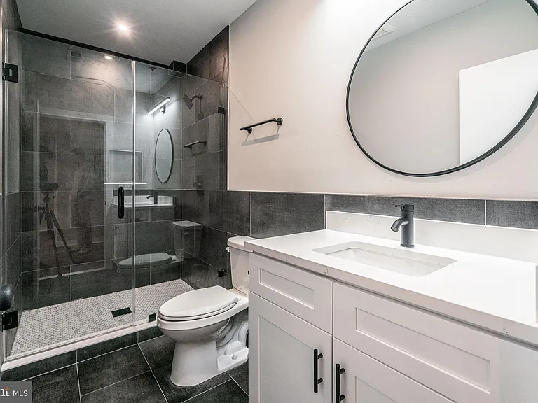 1217 E Columbia Ave #2 — Photo 6