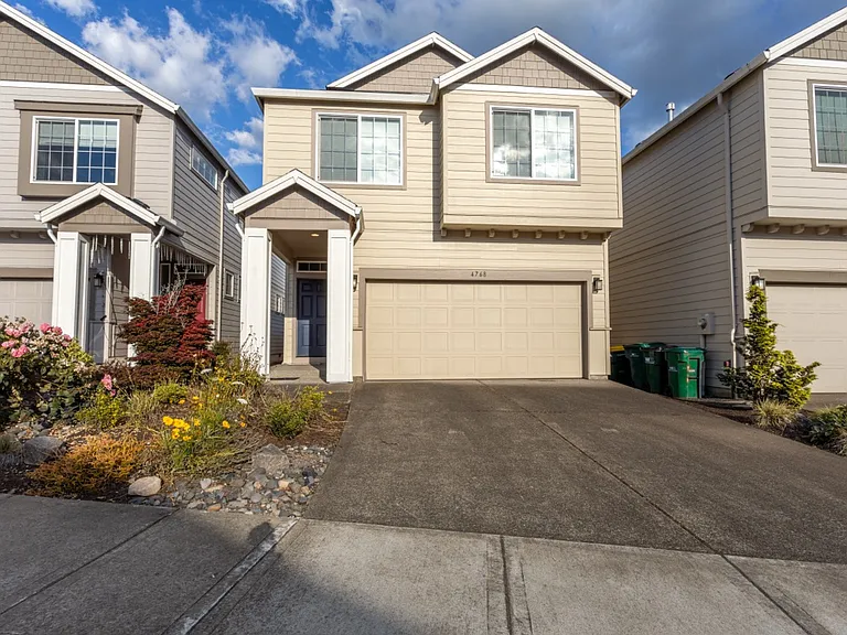 4768 NW Huserik Dr — Photo 1