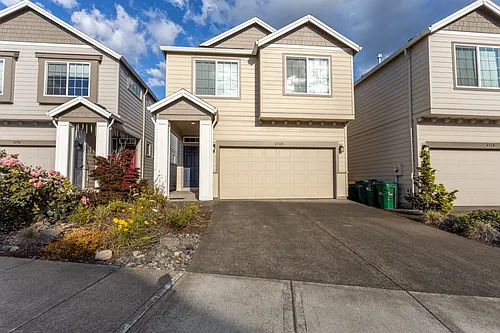 4768 NW Huserik Dr Photo 1
