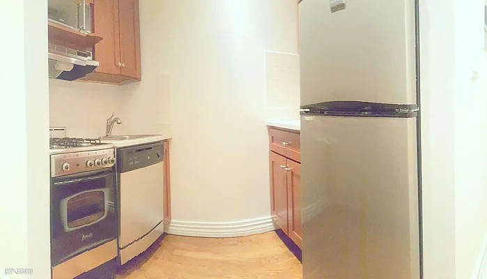 Rented by Citi Habitats | media 2