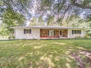 1542 Hartman Ln, Shiloh, IL 62221