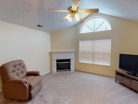 4th image of 130 Wyngate Dr