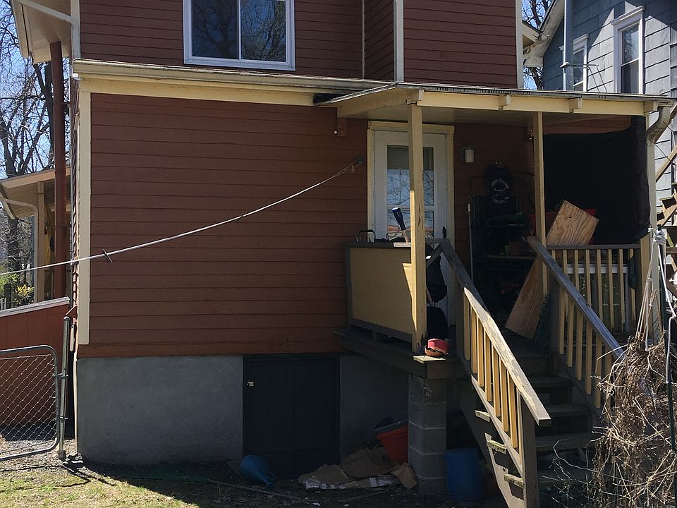 2nd image of 224 Cleveland Ave