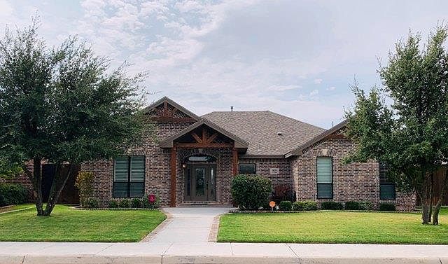1st image of 909 Trinidad Pl
