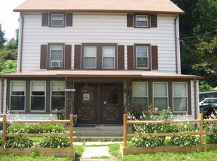 60 Chestnut St #1, Branford, CT 06405