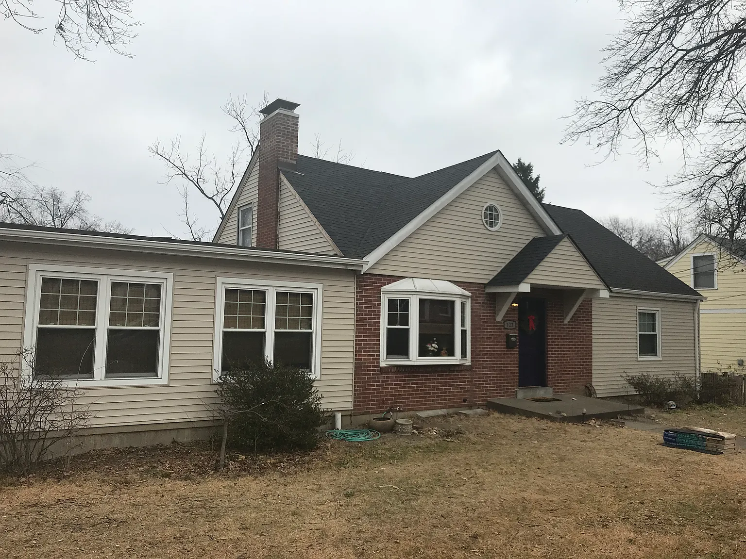 123 E Drake Ave photo 1