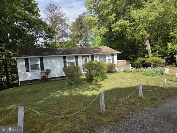 12475 Rousby Hall Rd, Lusby, MD 20657