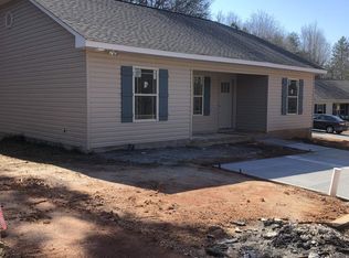 429 Bishop Hicks Ct, Inman, SC 29349