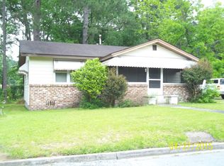 20 Hickory Dr, Garden city, GA 31408
