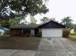 695 Still Meadows Cir E, Palm Harbor, FL 34683