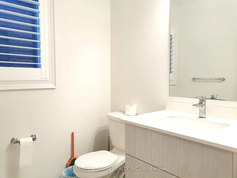 33 Terrain Ct — Photo 3