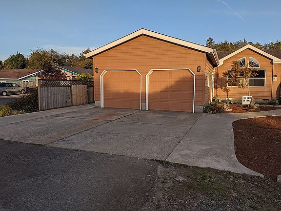 2nd image of 4630 Sussex Ct