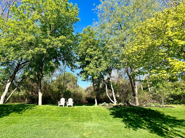 49421 Northwood Ct, Shelby Township, MI 48315