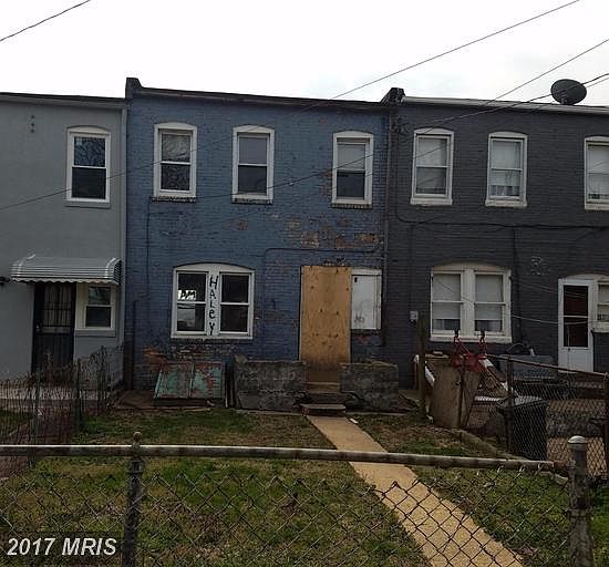 2nd image of 2620 Cole St