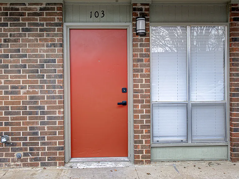 7000 Guadalupe St — Photo 19