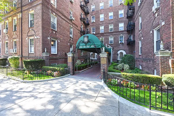 Sold by Keller Williams Realty Landmark II | media 2