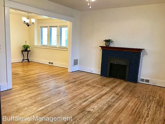 2nd image of 341 Crestwood Ave