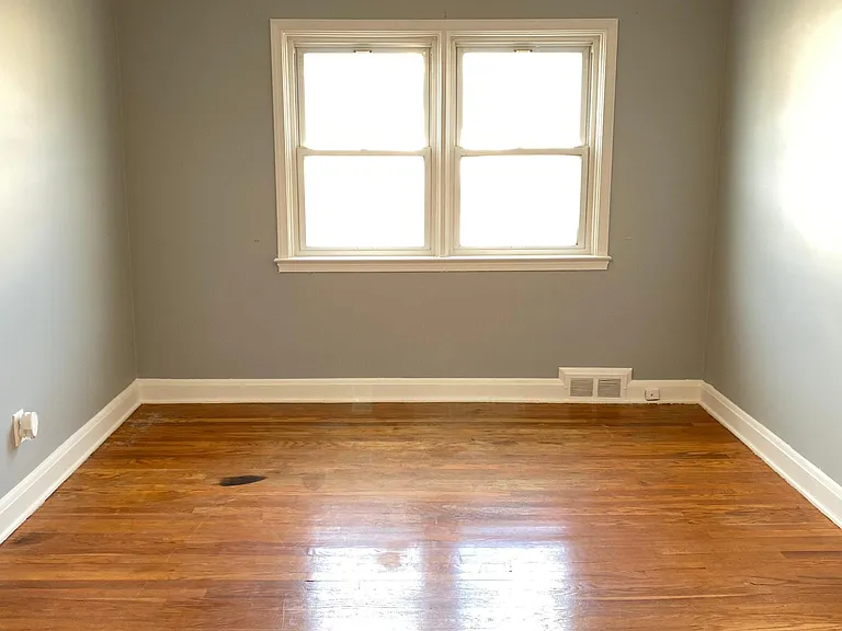 1769 Joan Ave — Photo 10