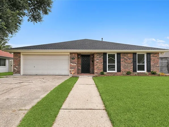 35 Devereaux Dr, Destrehan, LA 70047