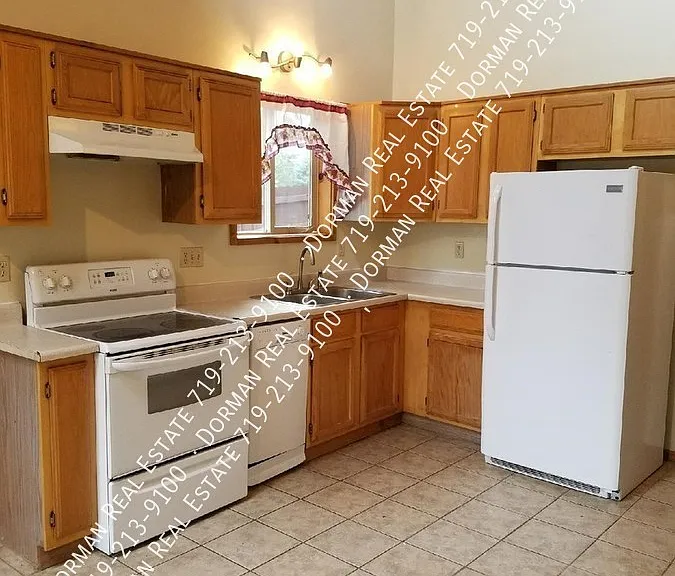 209 E Lake Ave — Photo 12